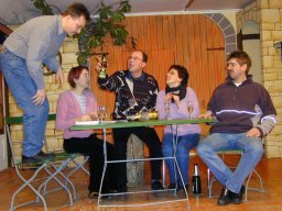 Theater 2003 - Dreistes Stück im Greisenglück